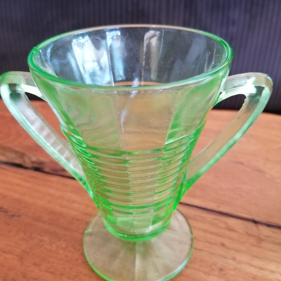 Depression Glass - Picture 5 of 6